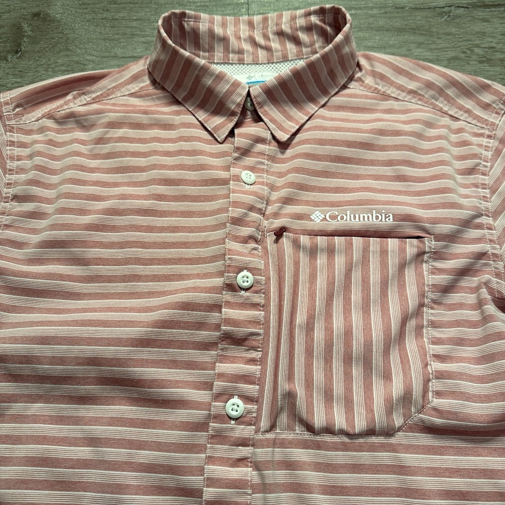 Columbia Shirt Womens S Pink Striped Performance Omni-Shade Hiking Outdoor Fish